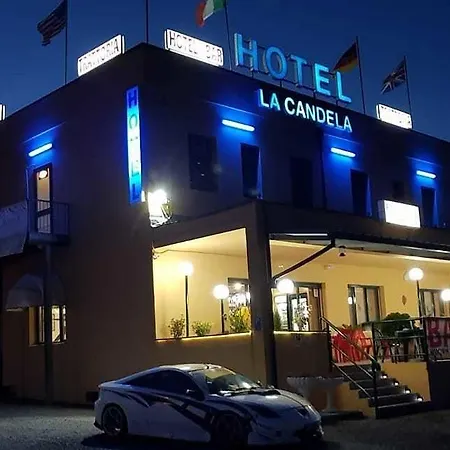 La Candela Hotel